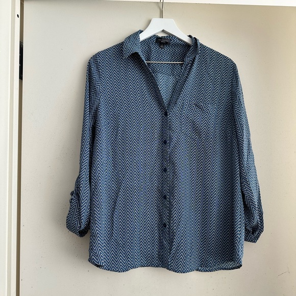 The Limited Blue Chevron Ashton Blouse - Picture 1 of 4